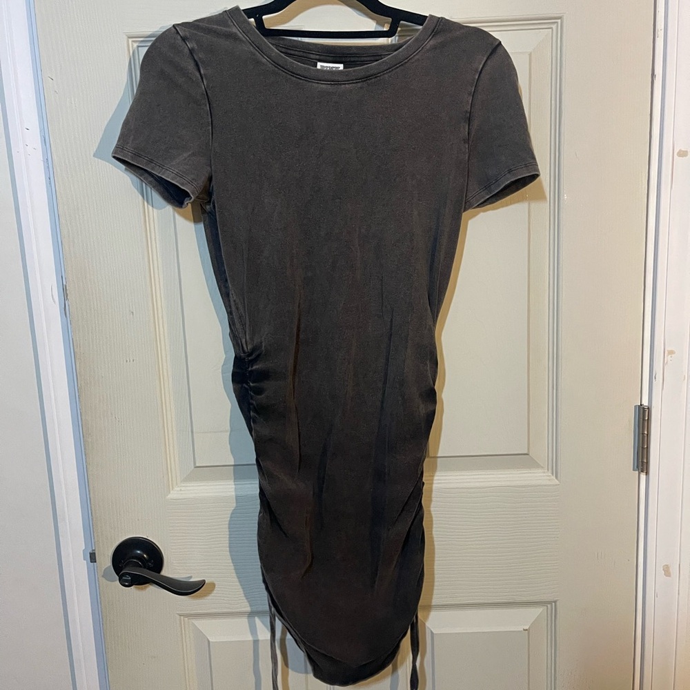 Victoria’s Secret pink line size small dark gray fitted T-shirt dress